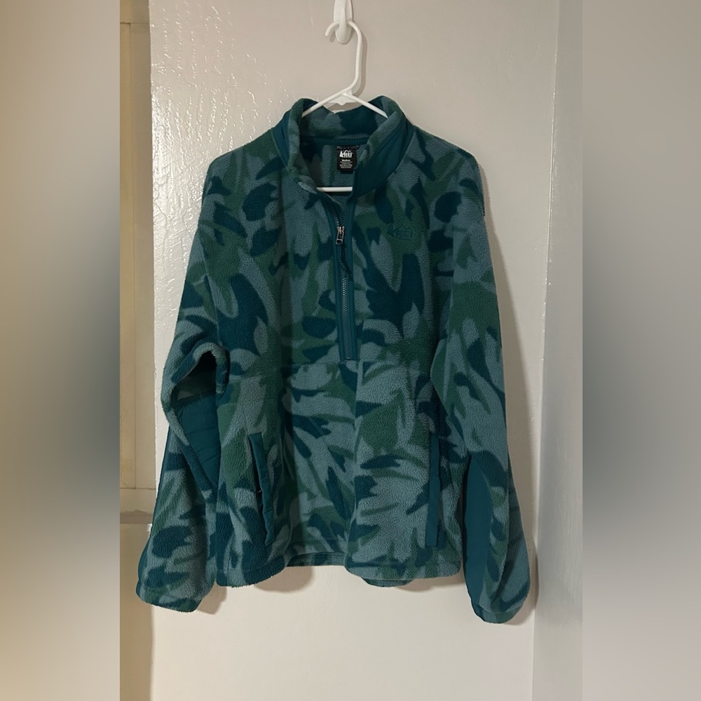 REI fleece pullover size M